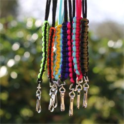 Fljtesnor Cobra pink/lysebl med karabin