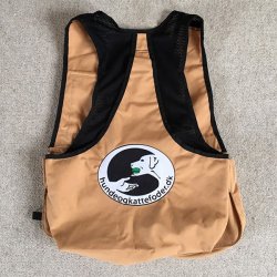 Firedog dummyvest Hunter AIR Lysebrun med logo Bestillingsvare